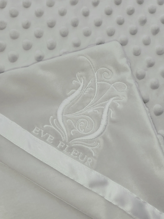 Eve Fleur - EMF RF Shielding Minky Dot Sensorial Blanket - Schild