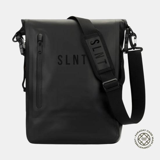 SILENT POCKET Faraday Laptop Dry Bag