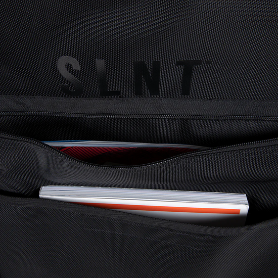 Silent Pocket Solar Panel Utility Bag - Schild