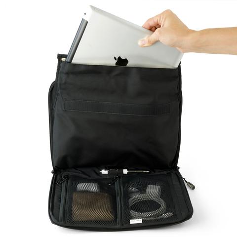 MISSION DARKNESS MOJAVE FARADAY TABLET BAG - Schild