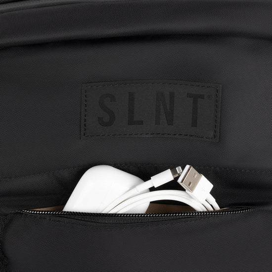 SLNT E3 Faraday Backpack - Schild